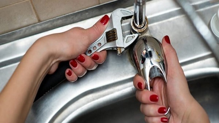 Những lý do cần tháo đầu vòi nước rửa bát